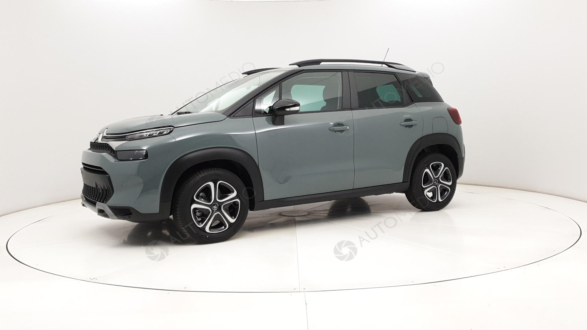 Citroen C Aircross Essence Ch Shine Pack Kaki Grey Chez Auto Champenoise Votre Sp Cialiste