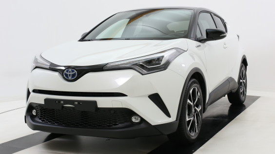 Toyota C HR Hybride 122ch DESIGN Blanc Nacr Avec Toit Noir chez